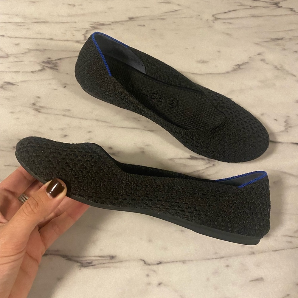 ROTHYS rounded toe black flats